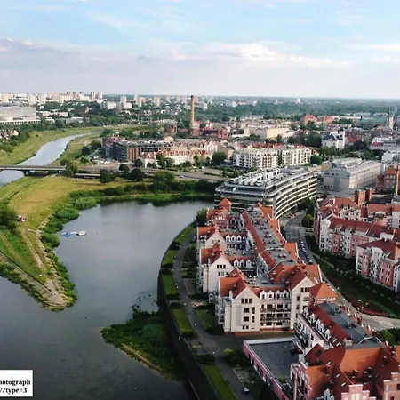 Golden Circles No.2 公寓 *