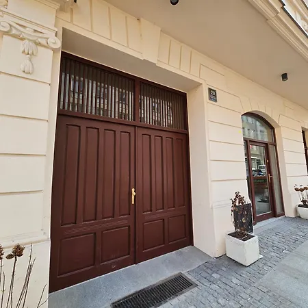 公寓 Golden Circles No.2 波兹南