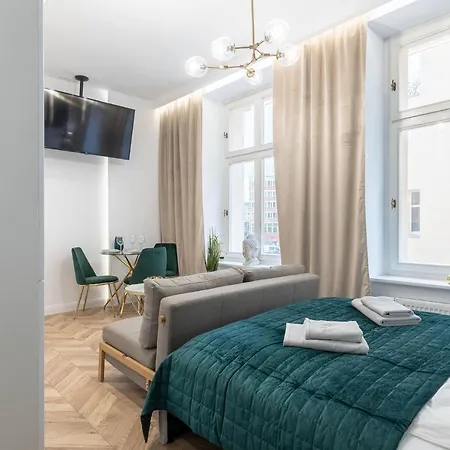 Golden Circles No.2 Apartment Poznan